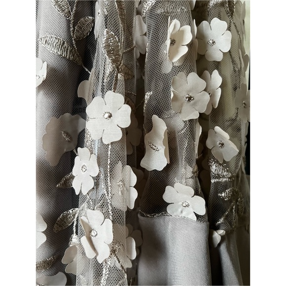 R & M RICHARD PLUS SIZE APPLIQUÉ JACKET DRESS - Picture 10 of 11